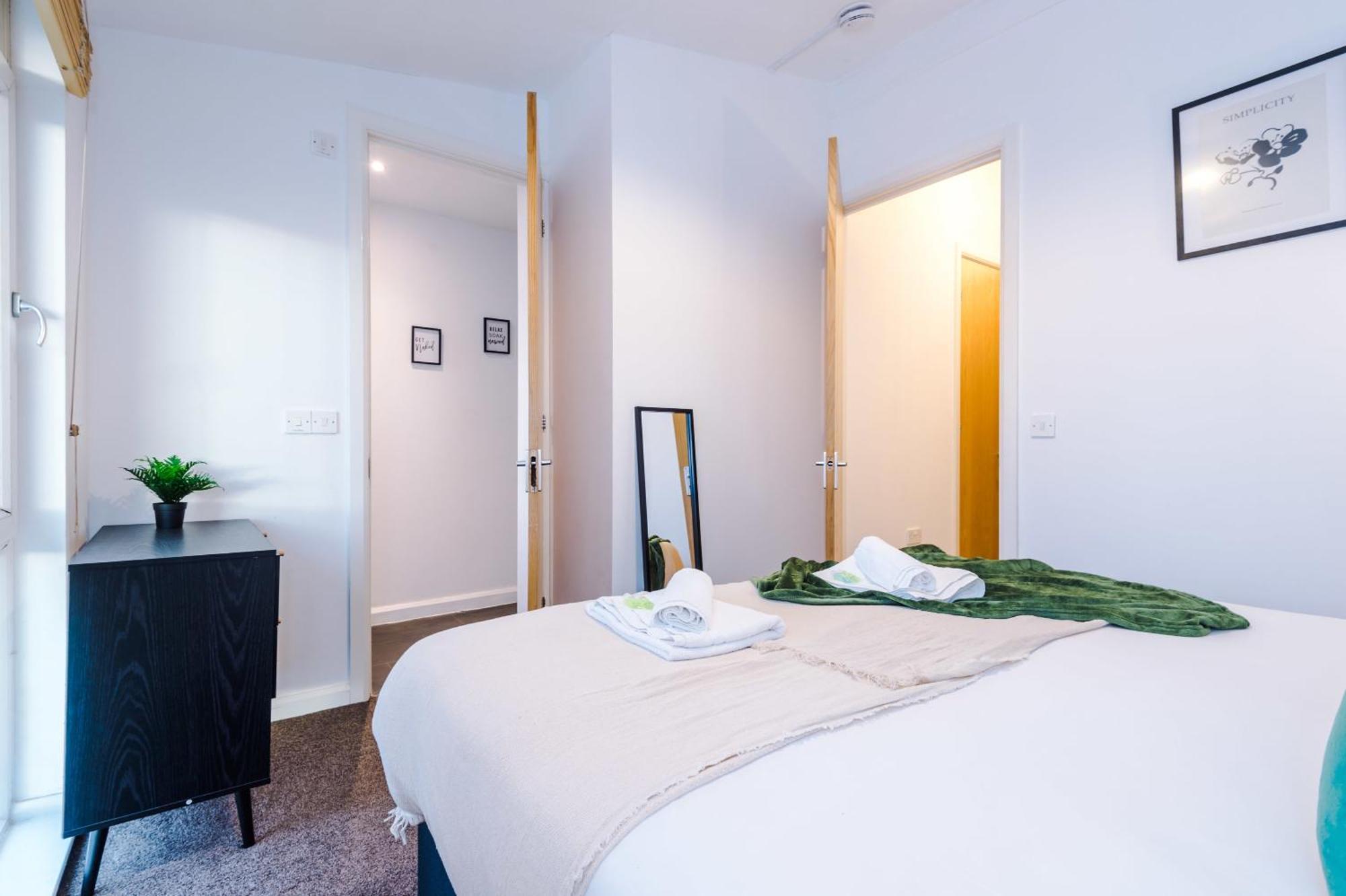 Rest&Recharge At A Spacious Townhouse By The Etihad Villa Manchester Luaran gambar